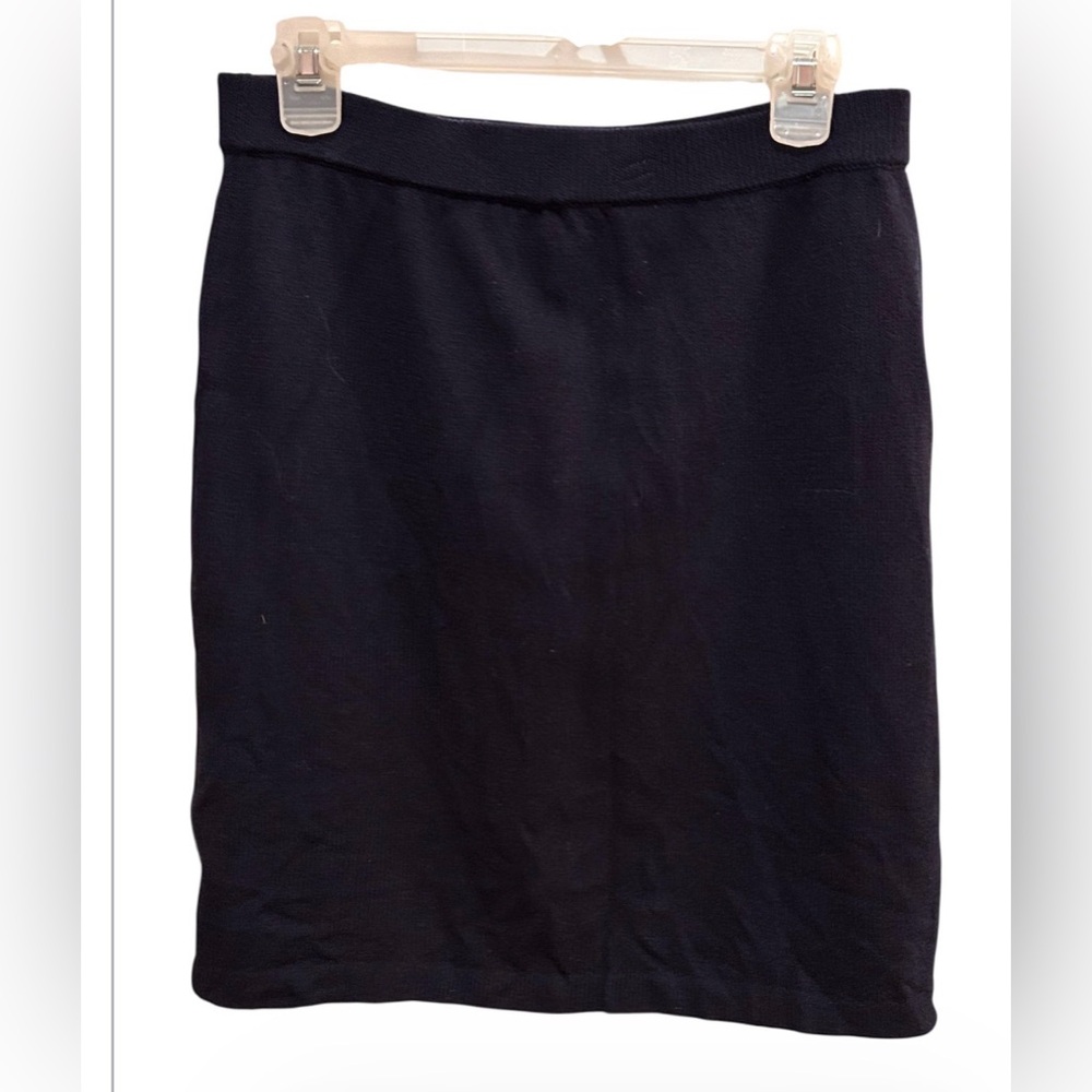 St John Basics Navy skirt size 8